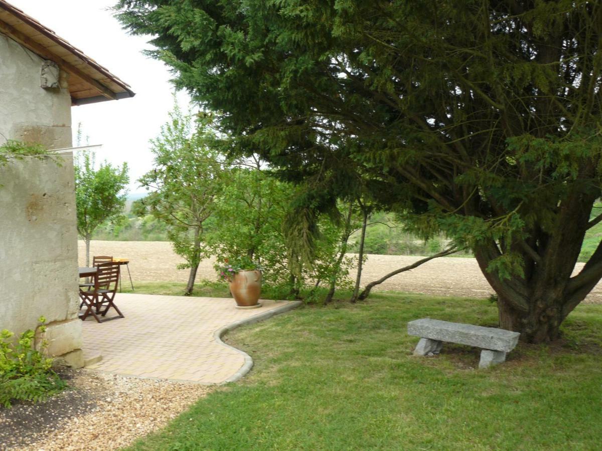 Gite Rural Charentais Les Essards  외부 사진
